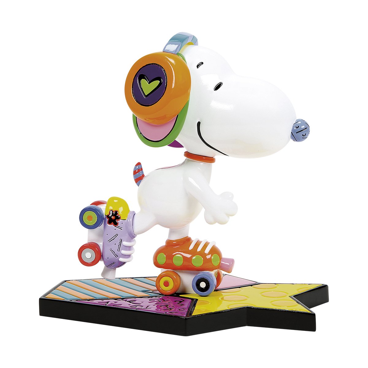SNOOPY ROLLER SKATING